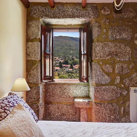 Casas Serranas * Gouveia (Guarda)