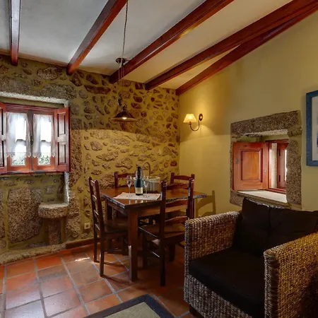 Casas Serranas * Gouveia (Guarda)