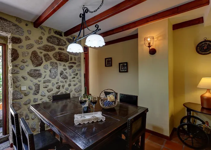 Casas Serranas * Gouveia