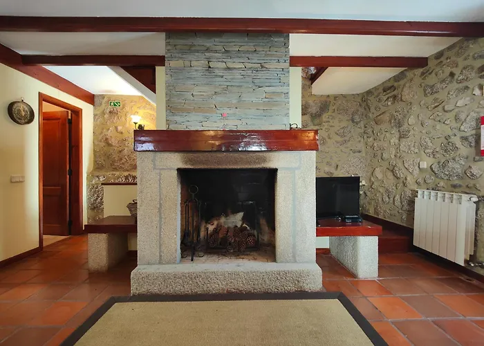 Casas Serranas * Gouveia