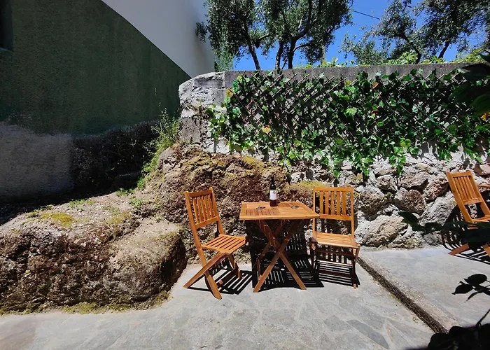 Casas Serranas * Gouveia (Guarda)